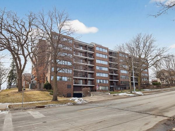 600 4th Street SW, Unit 408, Rochester, MN 55902