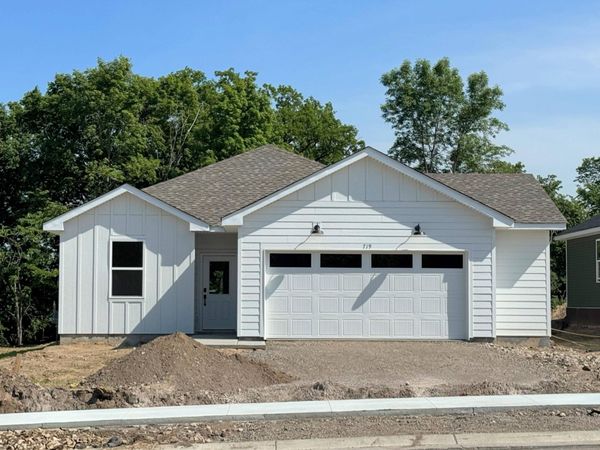 719 Vista Court, Hanover, MN 55341
