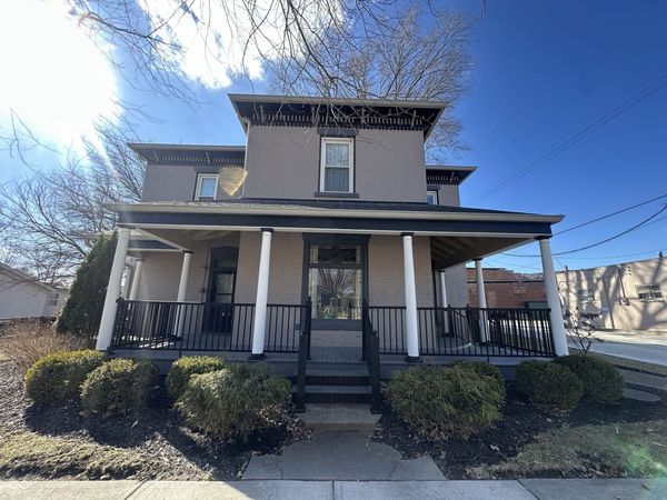 102 N Meridian Street, Roachdale, IN 46172