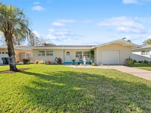 632 SHORE DRIVE , LARGO, FL 33771