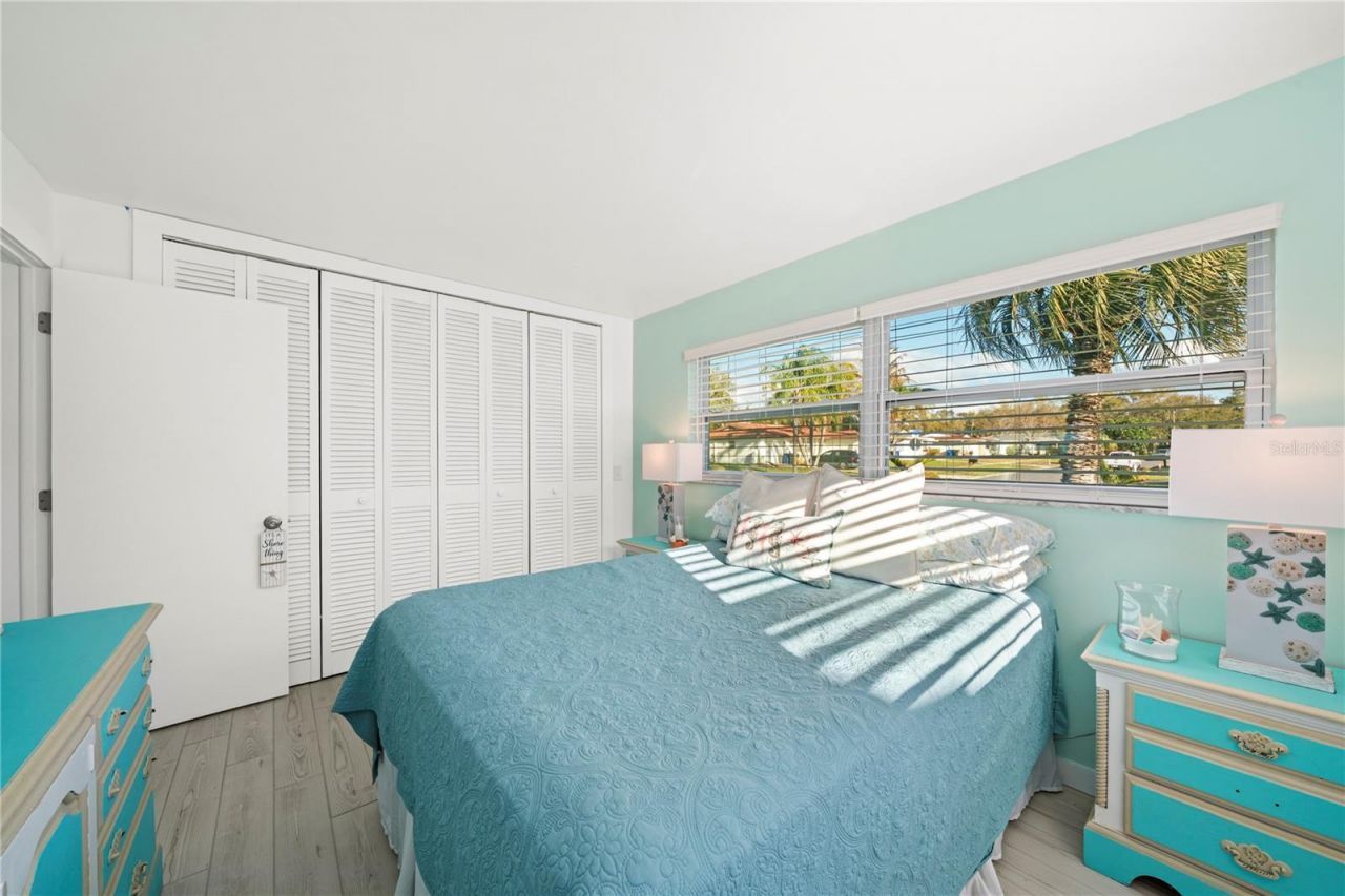 632 Shore Drive , Largo, FL 33771 Photo