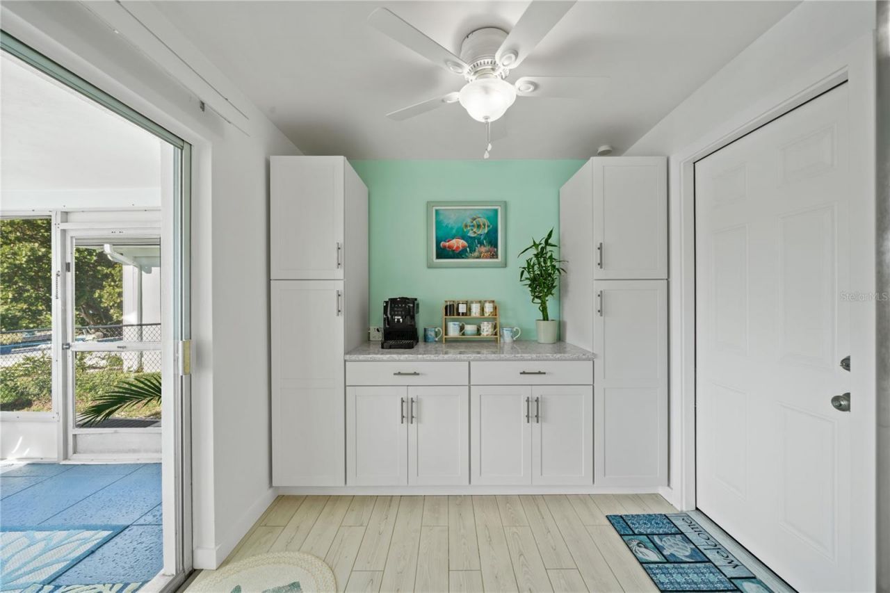 632 Shore Drive , Largo, FL 33771 Photo