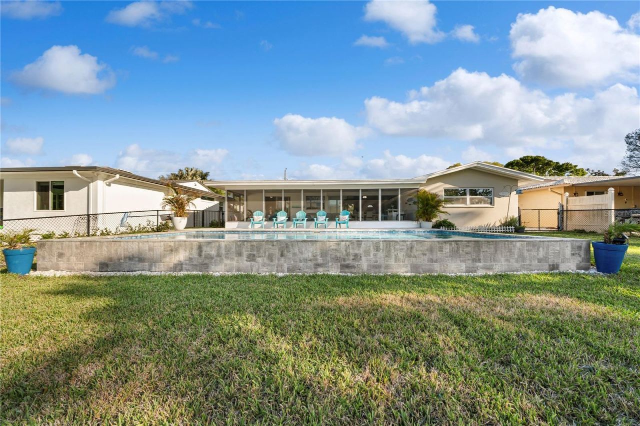 632 Shore Drive , Largo, FL 33771 Photo