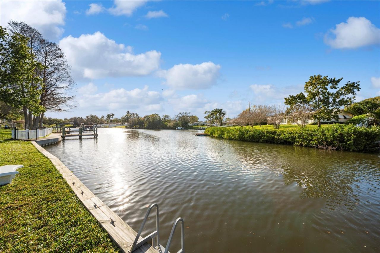 632 Shore Drive , Largo, FL 33771 Photo