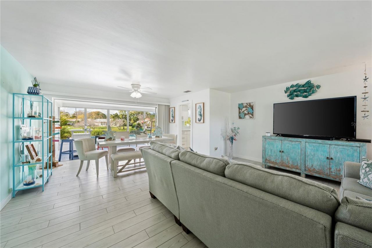 632 Shore Drive , Largo, FL 33771 Photo