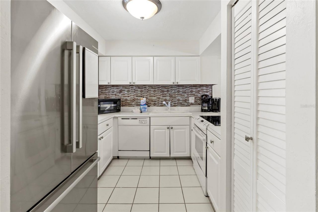 1801 Gulf Drive N, Unit 275, Bradenton Beach, FL 34217 Photo