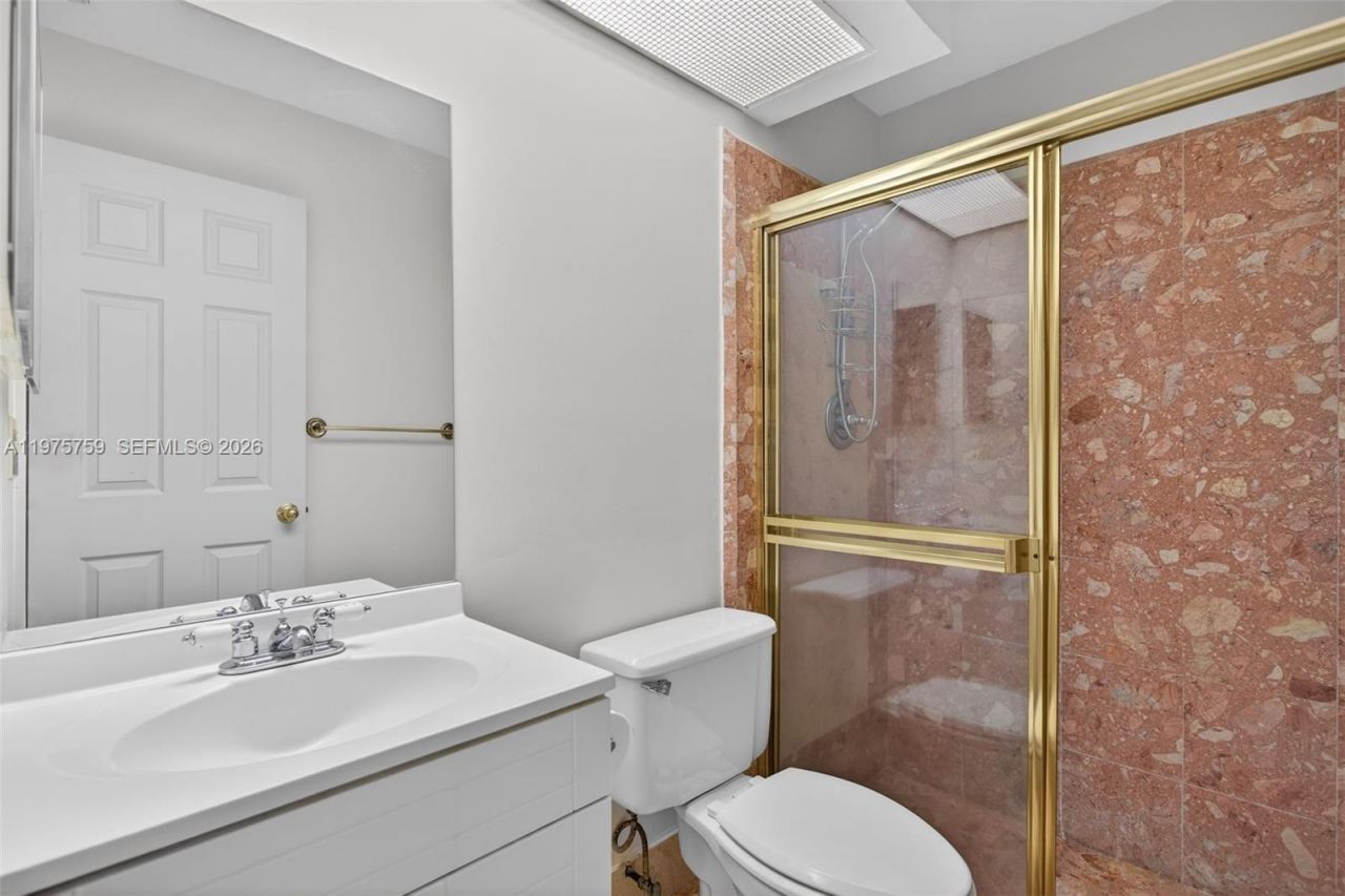 6708 N Pine Island Rd, Tamarac, FL 33321 Photo