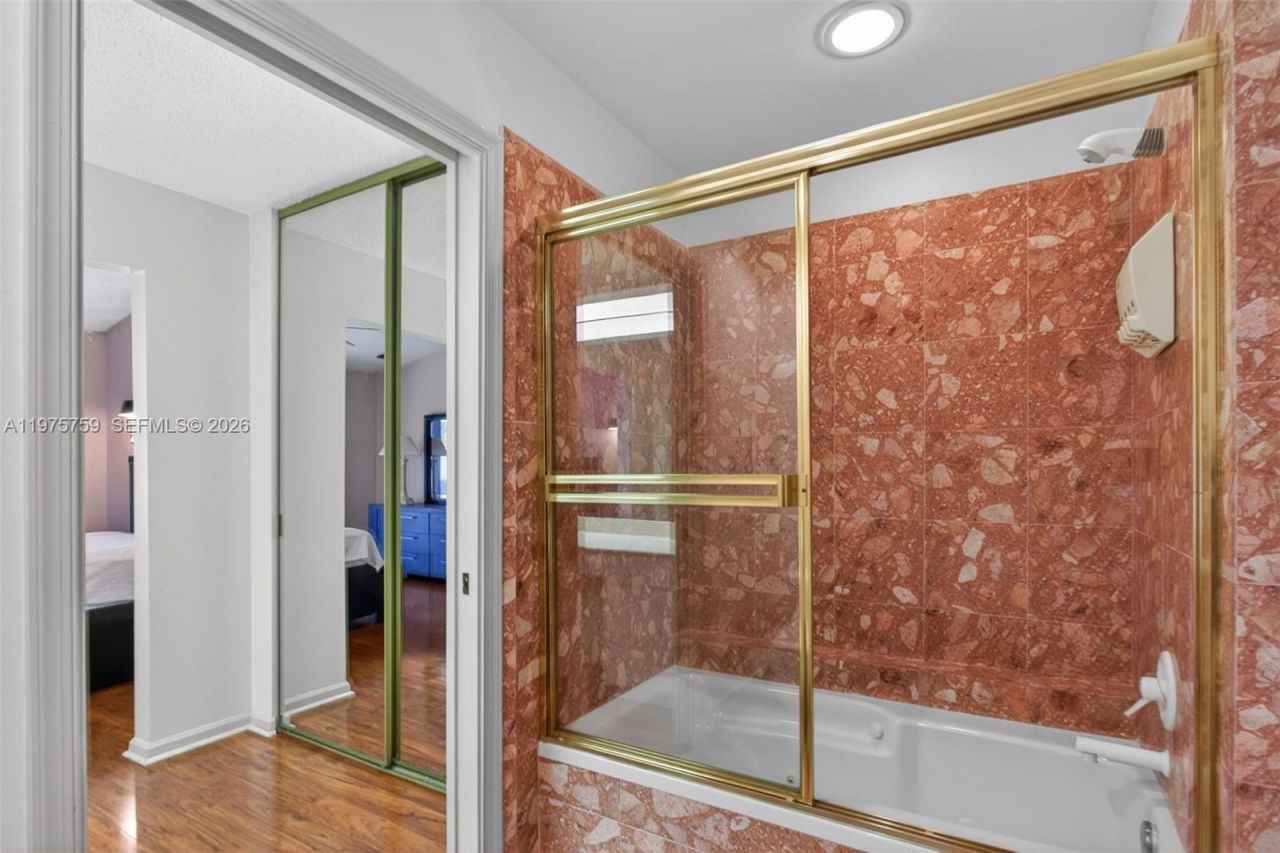 6708 N Pine Island Rd, Tamarac, FL 33321 Photo