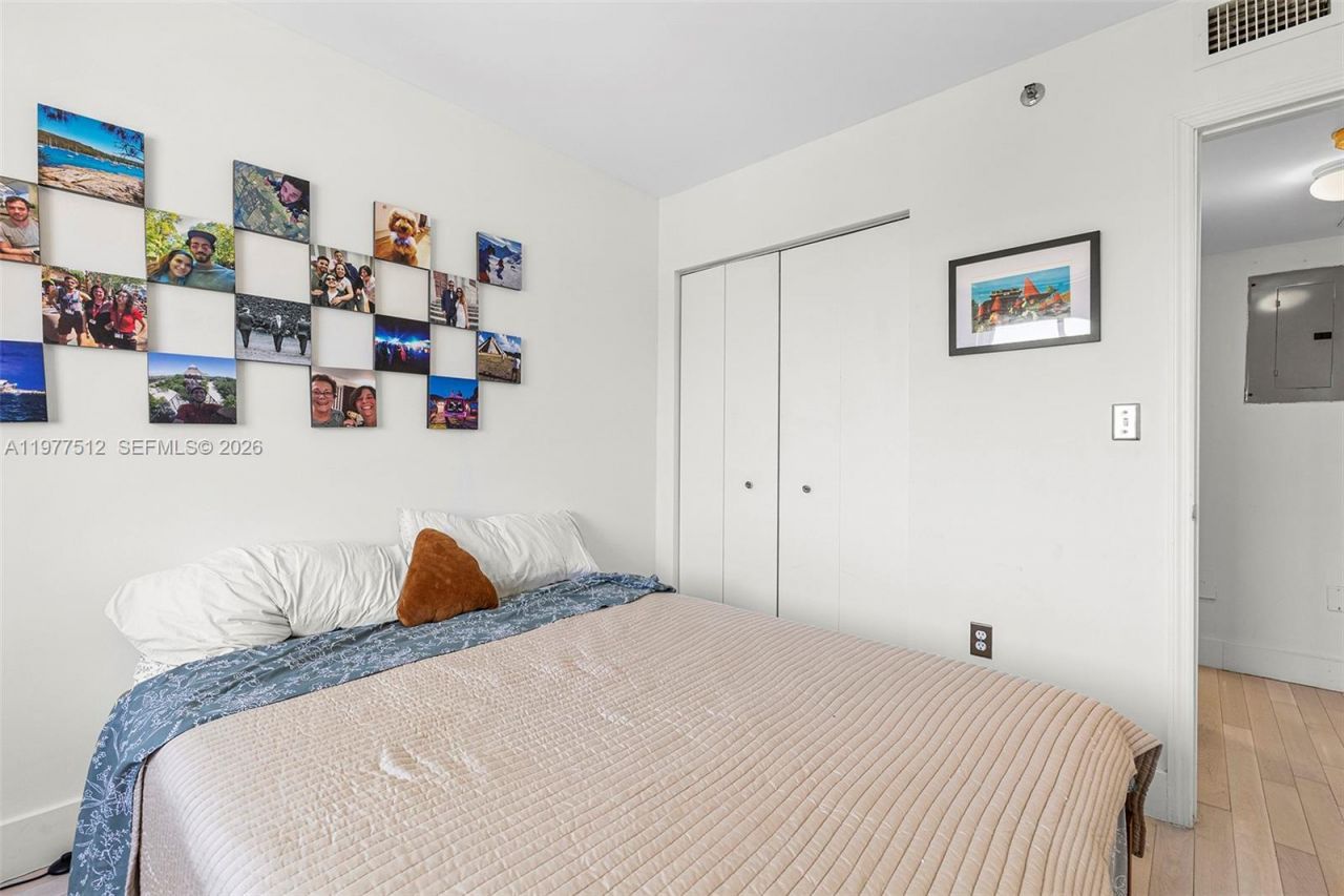 1621 Bay Rd, Unit 505, Miami Beach, FL 33139 Photo