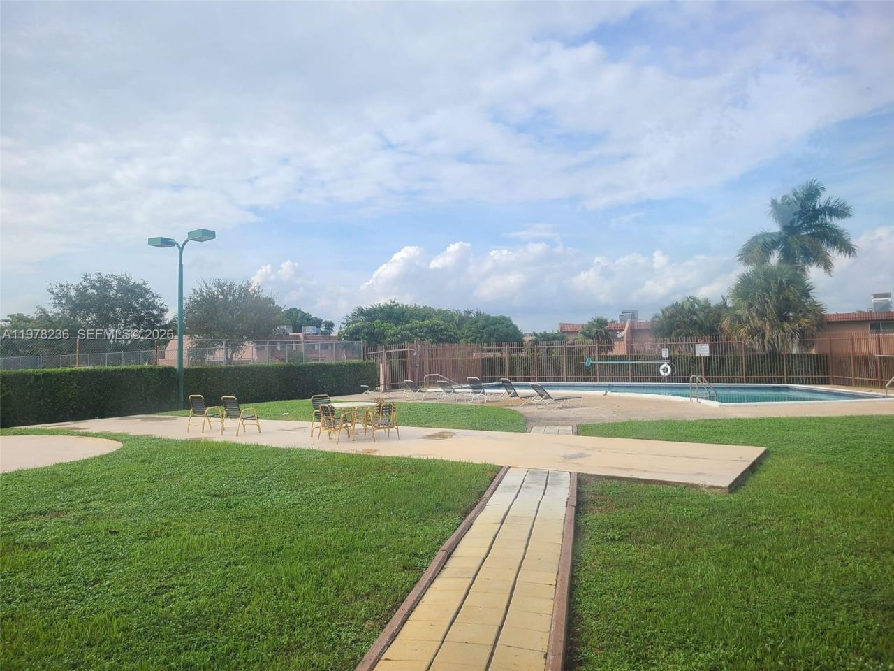 29 Seville Cir , Unit 4-49, Davie, FL 33324 Photo