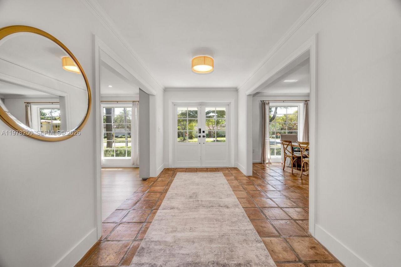 1235 NE 95th St , Miami Shores, FL 33138 Photo