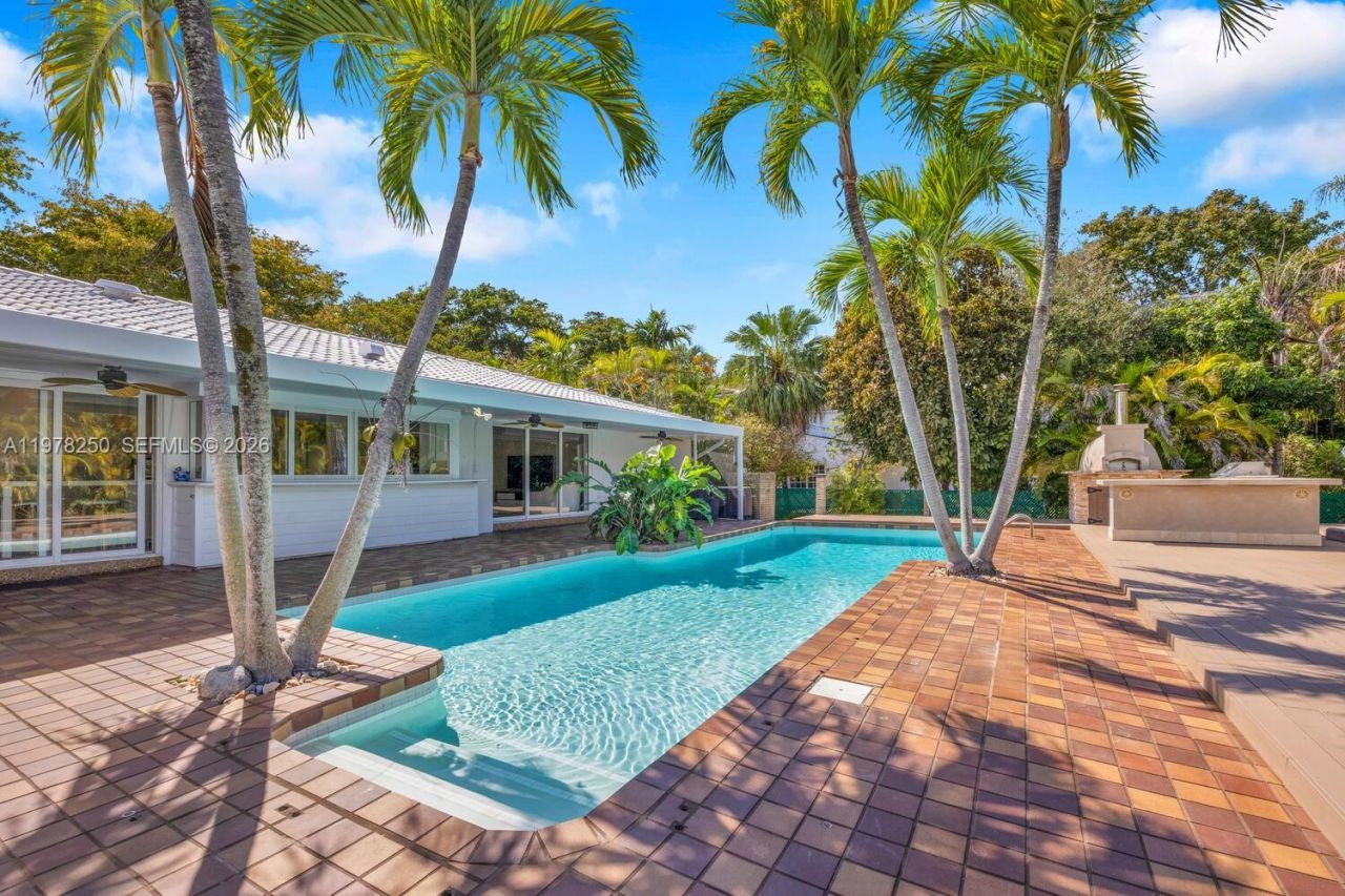 1235 NE 95th St , Miami Shores, FL 33138 Photo