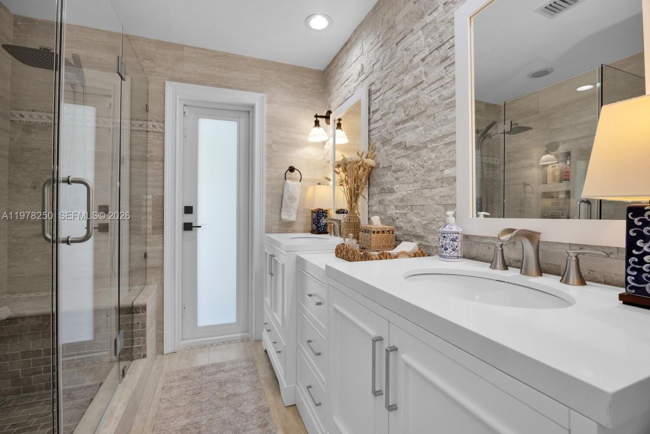 1235 NE 95th St , Miami Shores, FL 33138 Photo