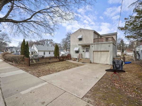 1842 Northwestern Avenue, Madison, WI 53704