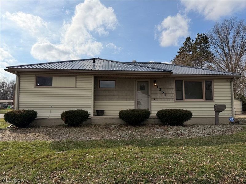 1351 3rd Street SE, Massillon, OH 44646 Photo 1