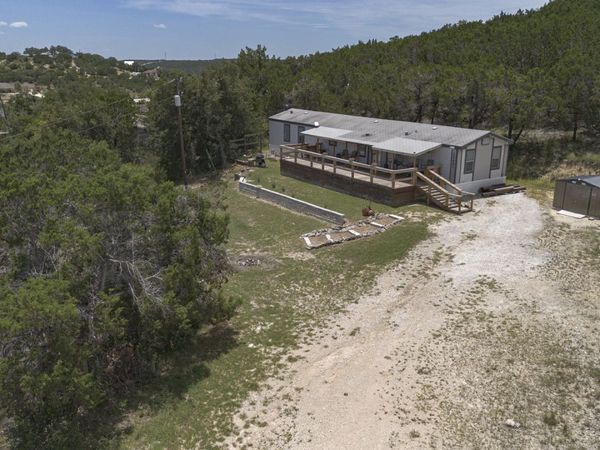 21601 Long Hill Dr, Leander, TX 78641