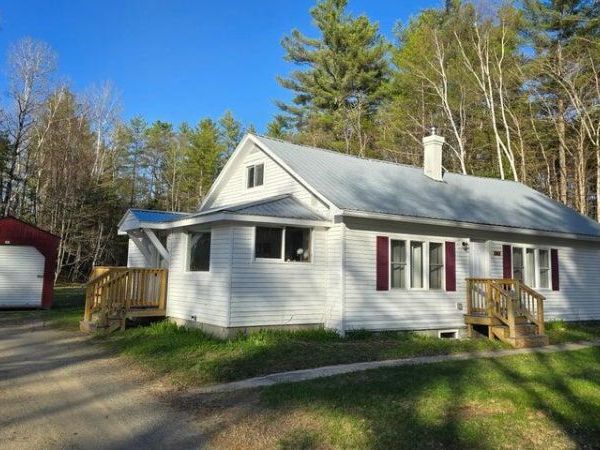 341 E Andover Road , Andover, ME 04226