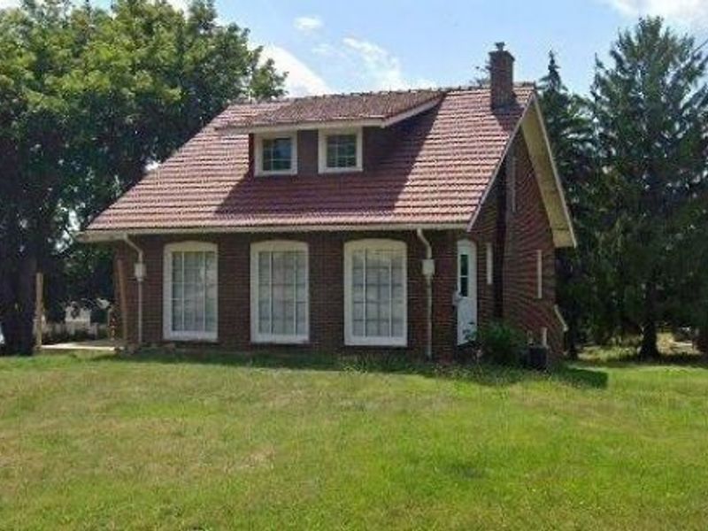 545 Pittsburg Avenue NW, North Canton, OH 44720 Photo 1