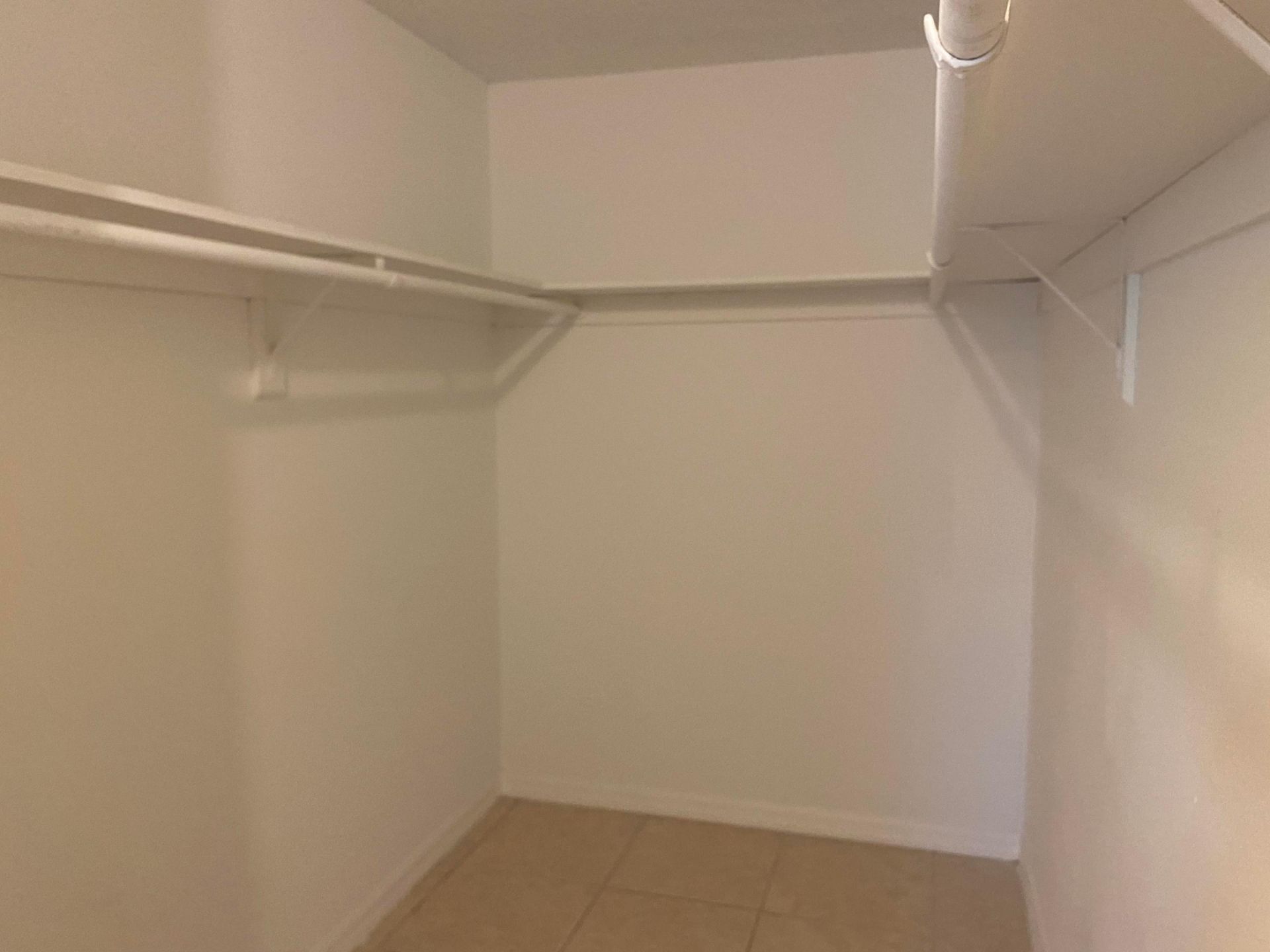 409 Executive Center Drive, Unit 211, West Palm Beach, FL 33401 Photo