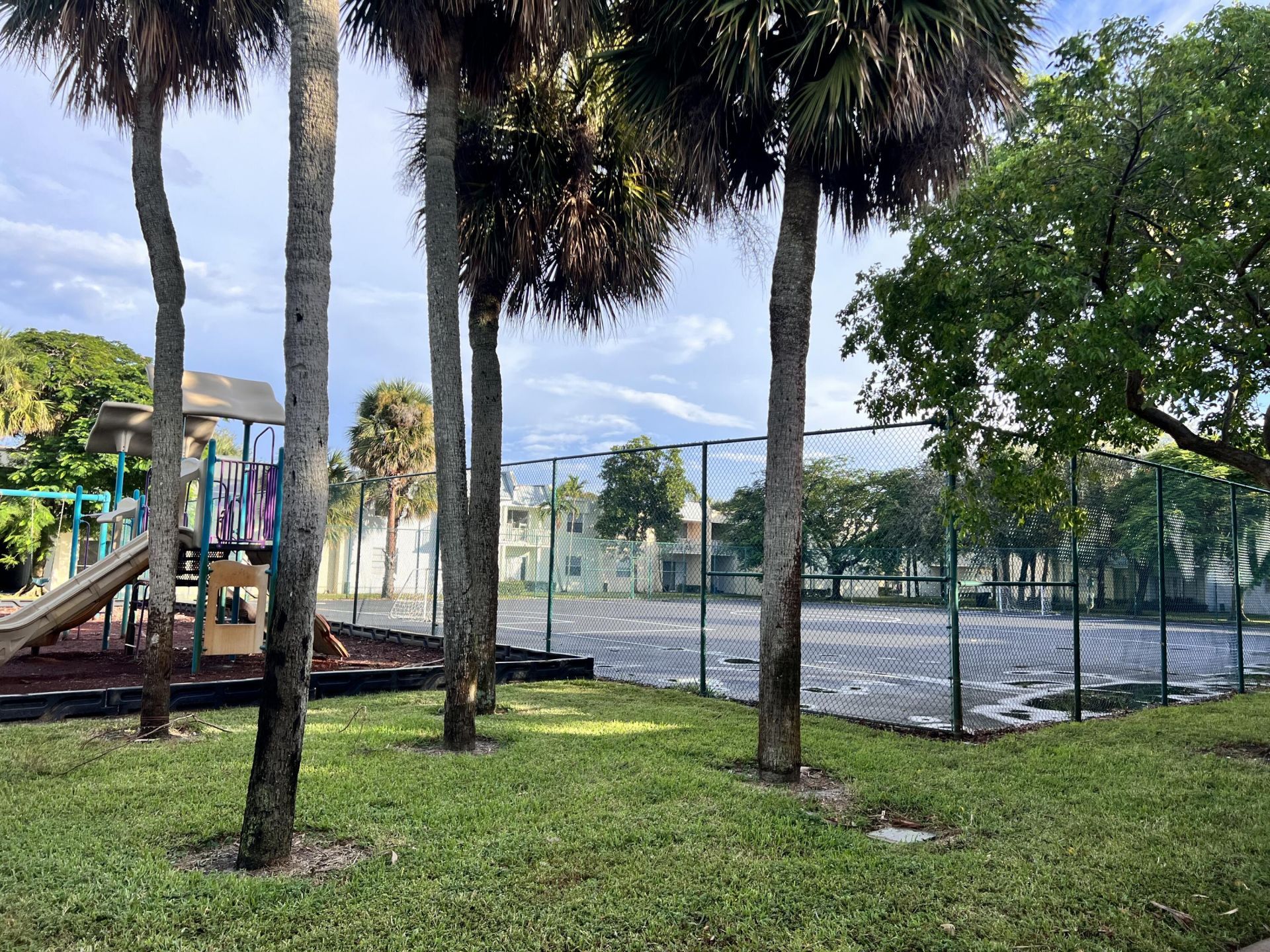 409 Executive Center Drive, Unit 211, West Palm Beach, FL 33401 Photo