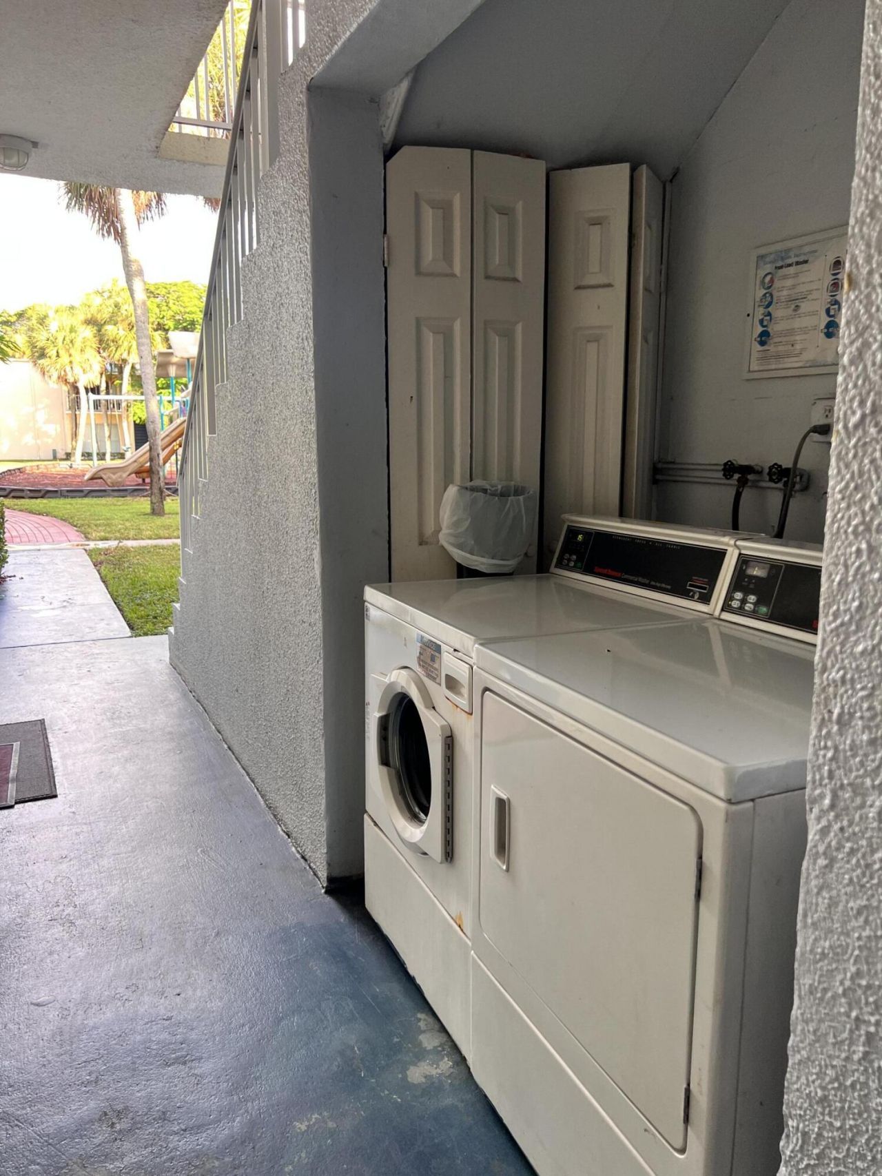 409 Executive Center Drive, Unit 211, West Palm Beach, FL 33401 Photo