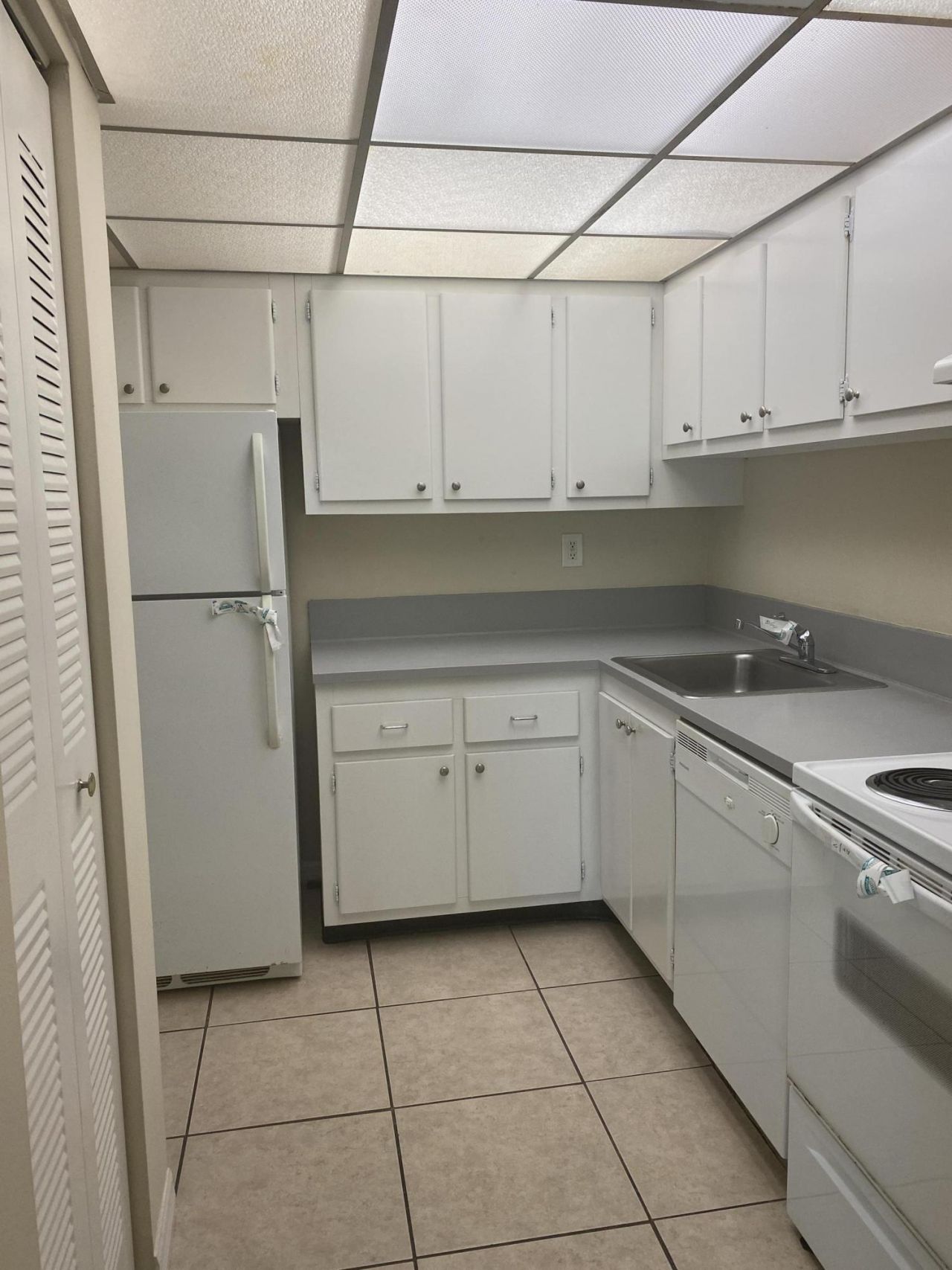 409 Executive Center Drive, Unit 211, West Palm Beach, FL 33401 Photo