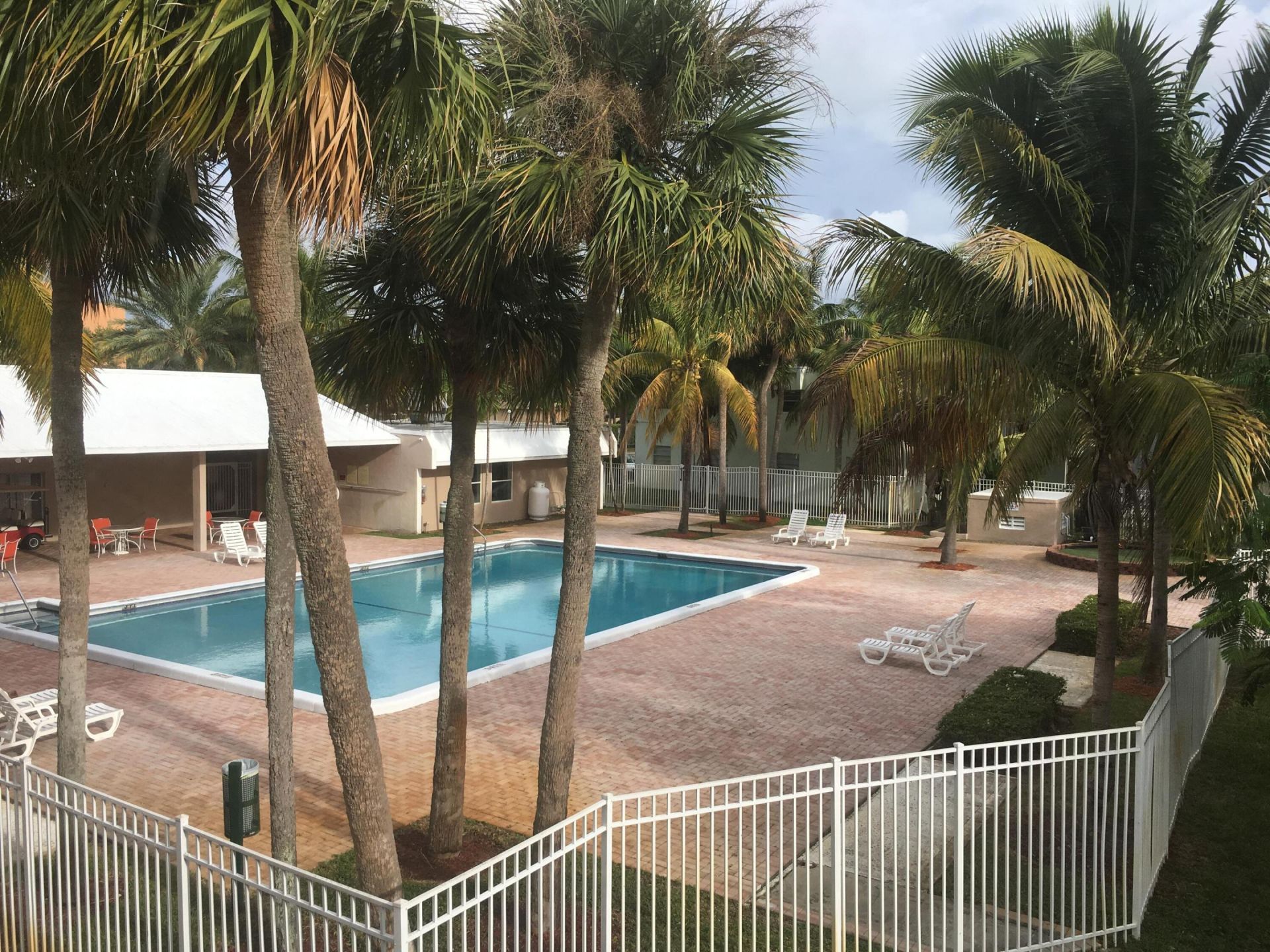 409 Executive Center Drive, Unit 211, West Palm Beach, FL 33401 Photo