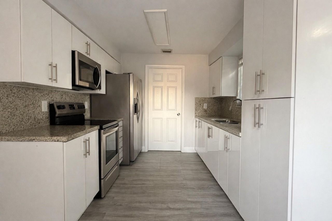 2950 NW 20th Street, Fort Lauderdale, FL 33311 Photo