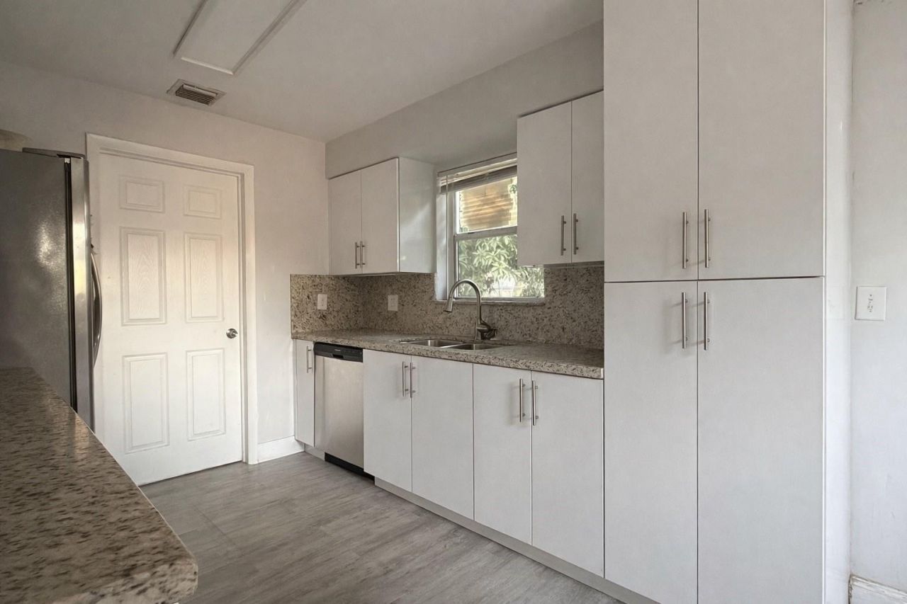 2950 NW 20th Street, Fort Lauderdale, FL 33311 Photo