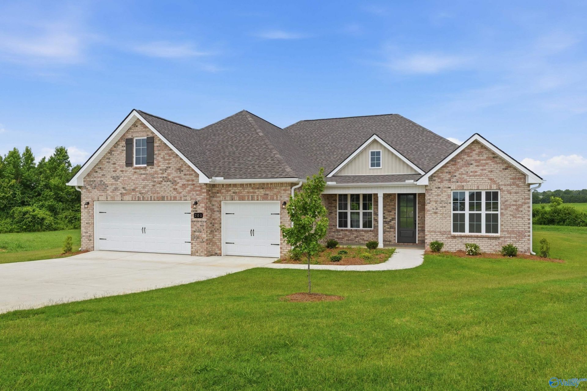 201 Applewood Court, Huntsville, AL 35811 Main Photo