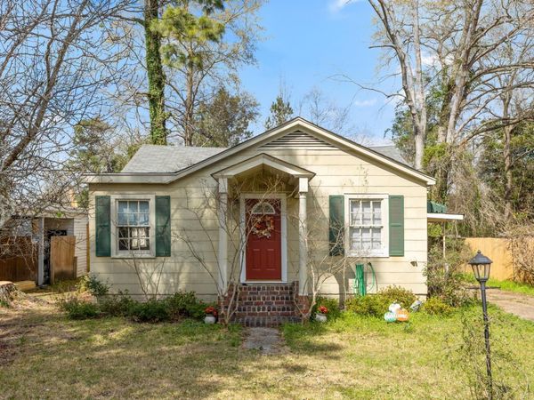 1805 Mamie St., Hattiesburg, MS 39401