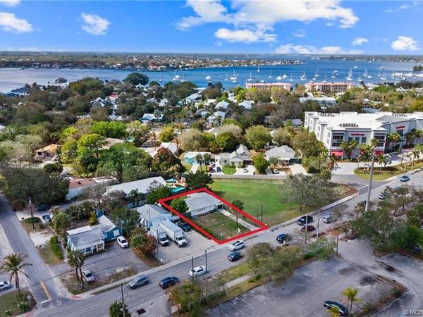 820 SW Palm City Road, Stuart, FL 34994