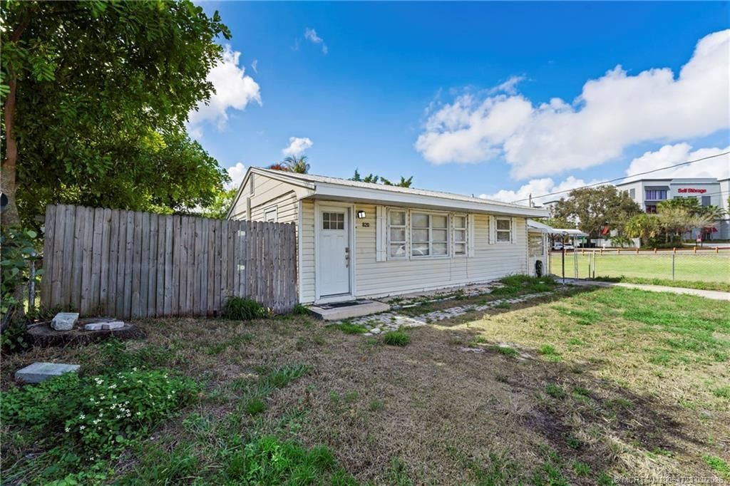 820 SW Palm City Road, Stuart, FL 34994 Photo