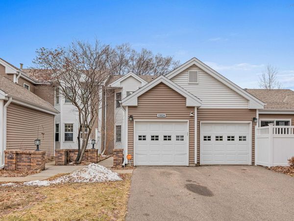 15024 Windemere Lane, Burnsville, MN 55306