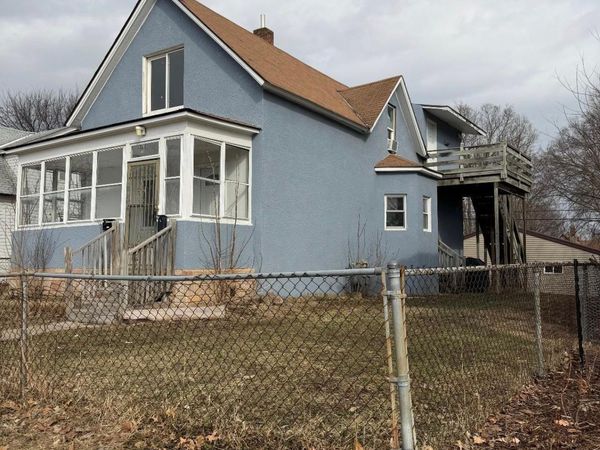 1086 Galtier Street , Saint Paul, MN 55117