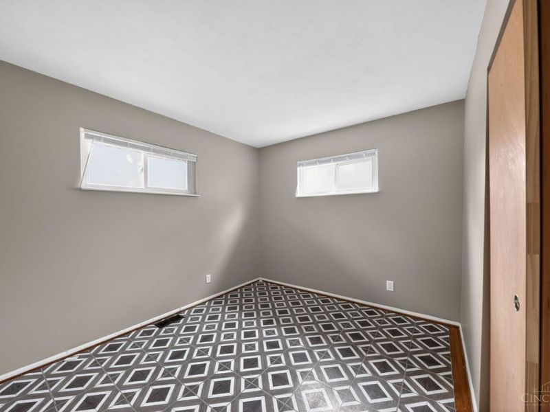 4305 Saint Lawrence Avenue, Cincinnati, OH 45205 Photo 11