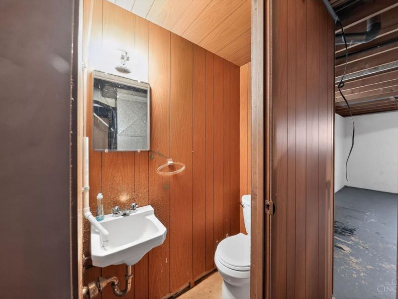 4305 Saint Lawrence Avenue, Cincinnati, OH 45205 Photo 19