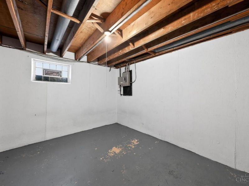 4305 Saint Lawrence Avenue, Cincinnati, OH 45205 Photo 29