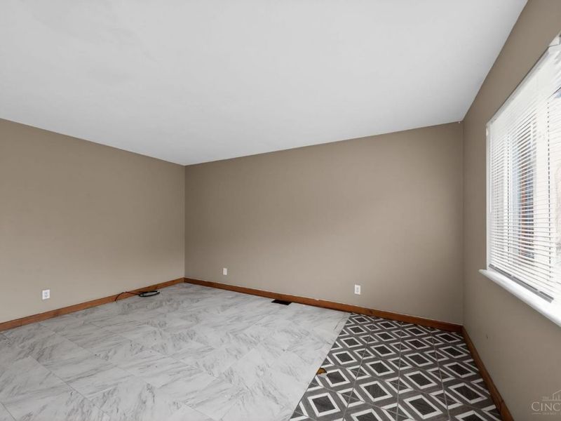 4305 Saint Lawrence Avenue, Cincinnati, OH 45205 Photo 9