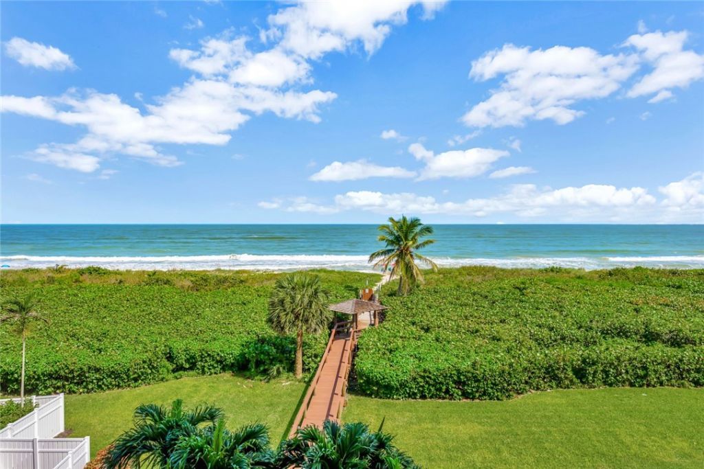 3200 N Highway A1a, Unit 605, Hutchinson Island, FL 34949 Photo