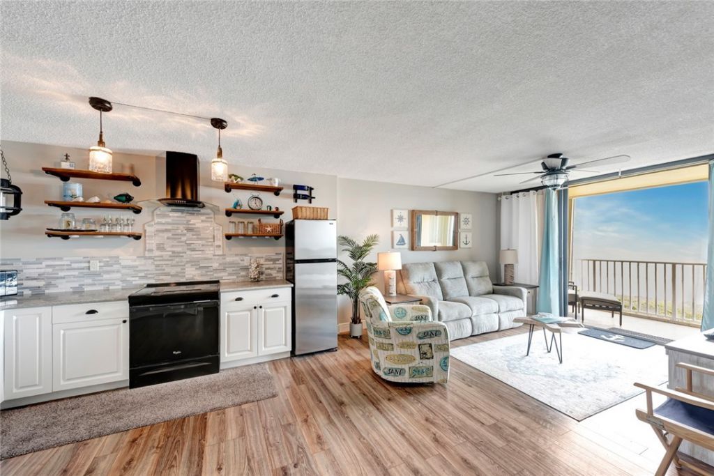 3200 N Highway A1a, Unit 605, Hutchinson Island, FL 34949 Photo