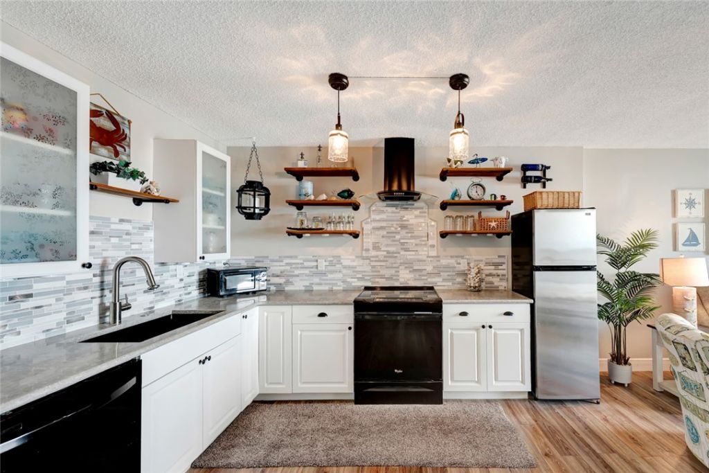 3200 N Highway A1a, Unit 605, Hutchinson Island, FL 34949 Photo