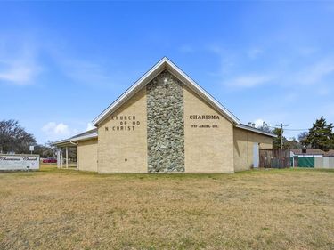 1717 Ariel Drive, Dallas, TX 75232