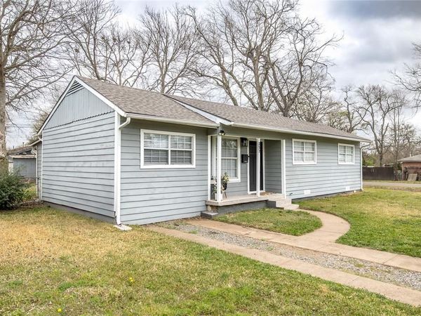 257 Graham Avenue , Bonham, TX 75418