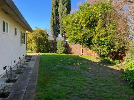 6913 Greenhaven Dr, Sacramento, CA 95831 Photo