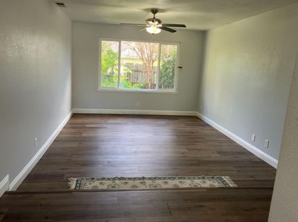 6913 Greenhaven Dr, Sacramento, CA 95831 Photo