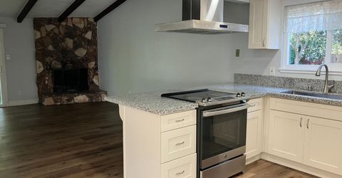 6913 Greenhaven Dr, Sacramento, CA 95831 Photo