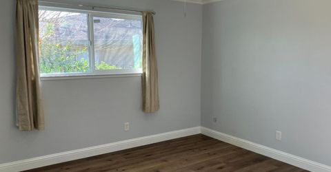 6913 Greenhaven Dr, Sacramento, CA 95831 Photo