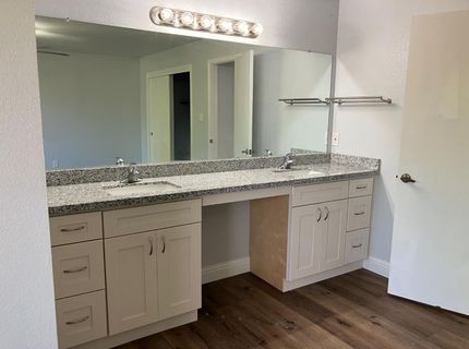 6913 Greenhaven Dr, Sacramento, CA 95831 Photo