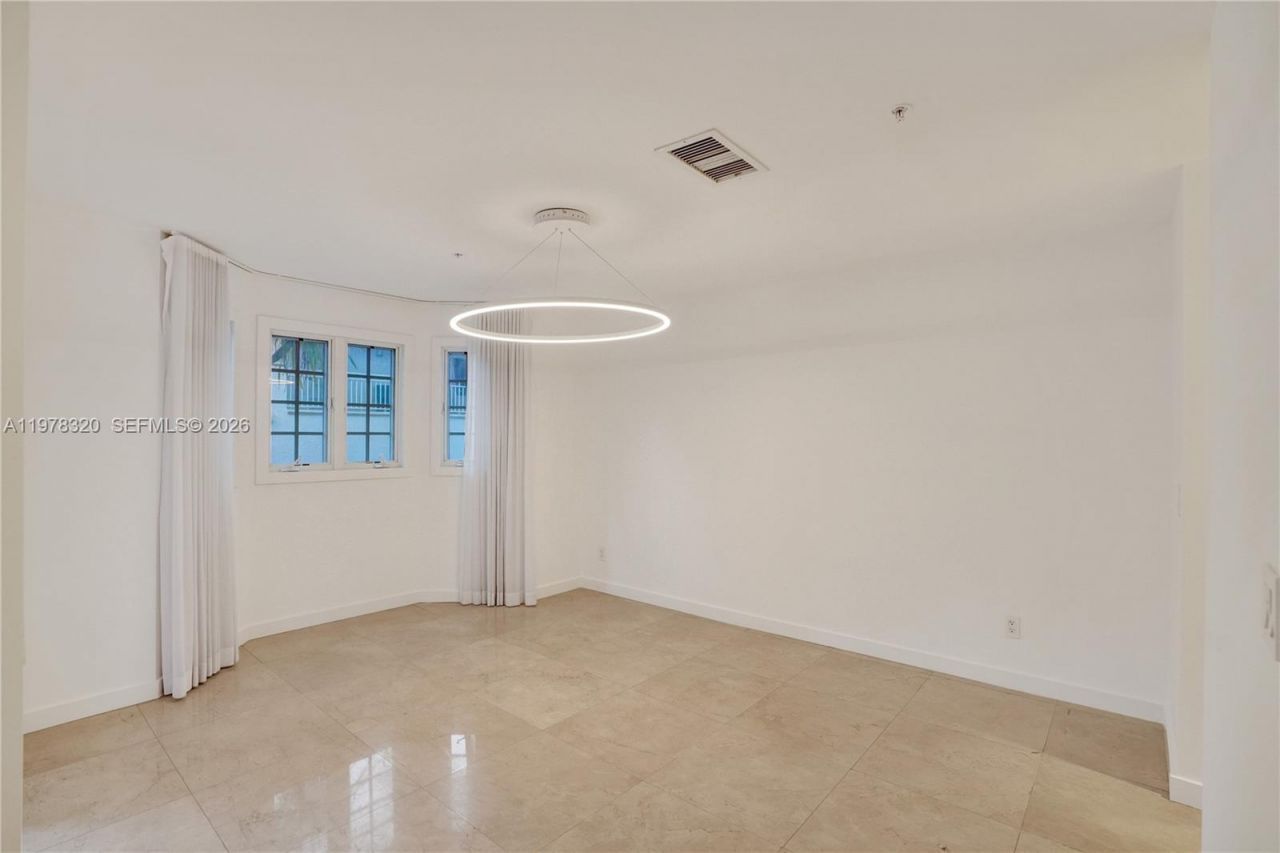 1415 Sunset Harbour Dr , Unit 202, Miami Beach, FL 33139 Photo